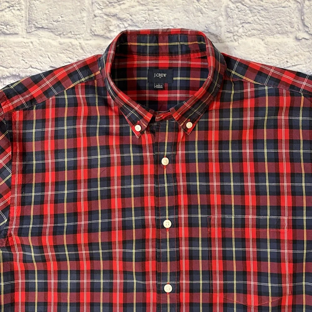 J Crew Red Plaid Long Sleeve Button Down Shirt 100% Cotton Mens’s Size Large